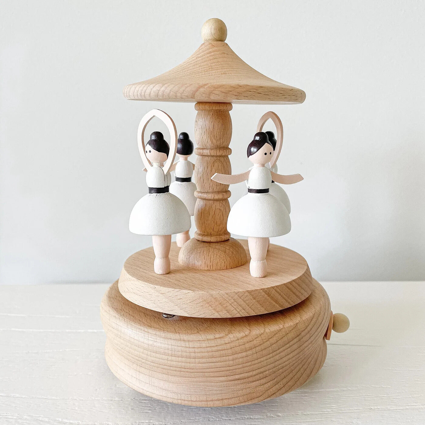 Erbstück Holz-Musikkarussell - Ballerina
