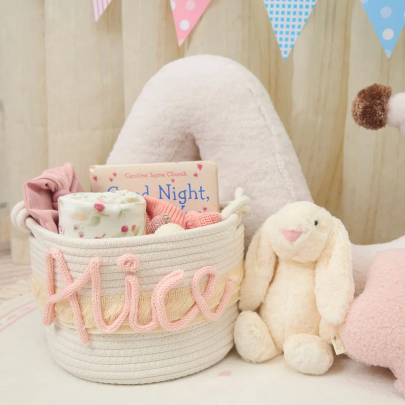 Personalisierter Babykorb mit Namen + Bärenmütze GRATIS