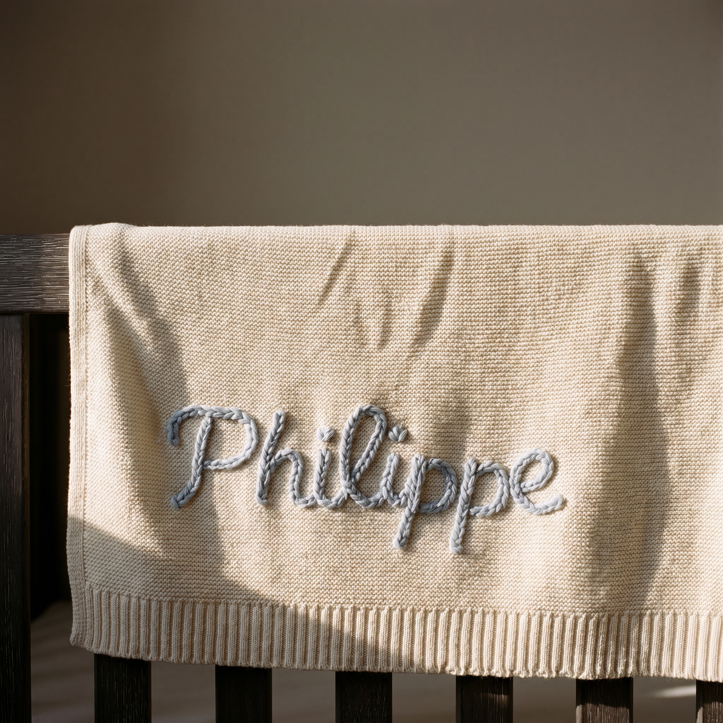 Handgestrickte personalisierte Decke
