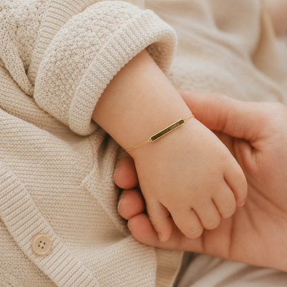 Heirloom Baby-Armband aus 14k Gold - loved