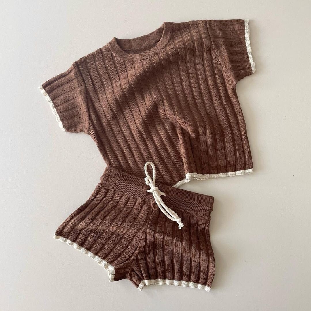 Geripptes Sommer-Set